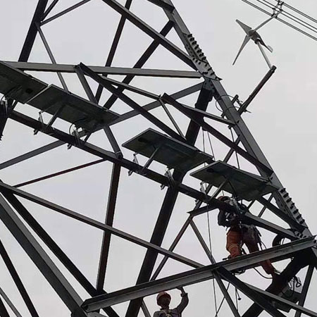 國(guó)家電網(wǎng)鐵塔防山火